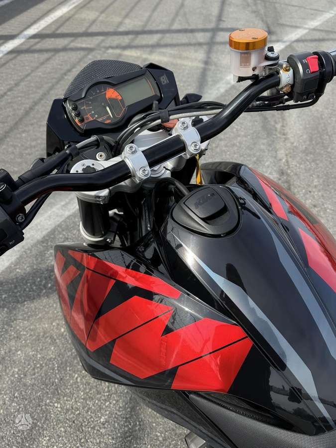 KTM 990 SMT 1000cc, supermoto