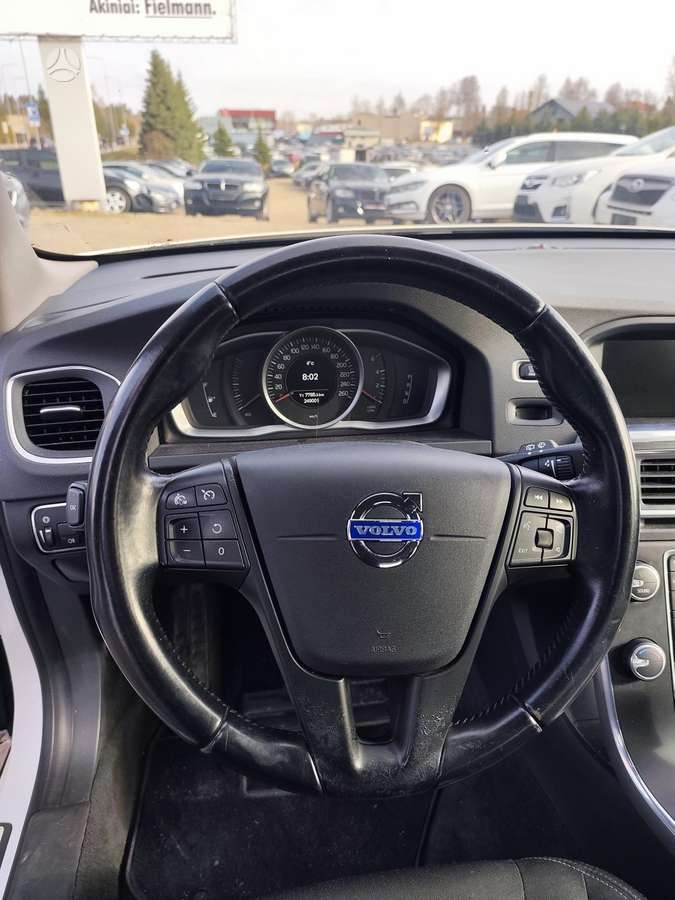 Volvo V60 - 10