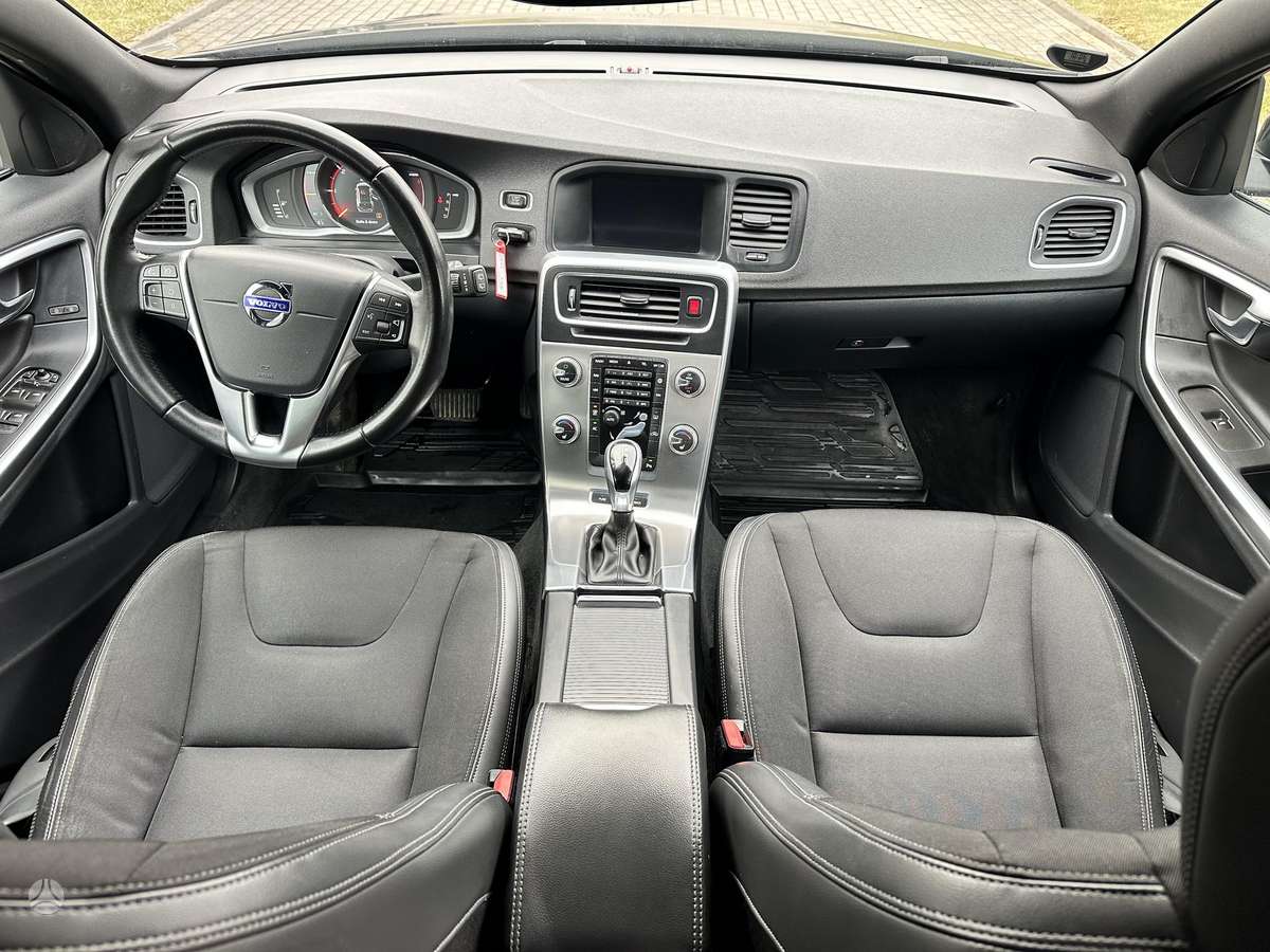 Volvo V60, 2.4 l., Универсал
