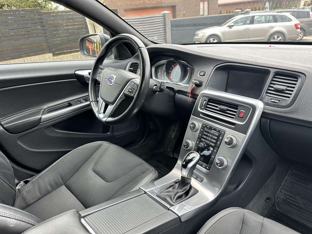 Volvo V60, 2.4 l., Универсал