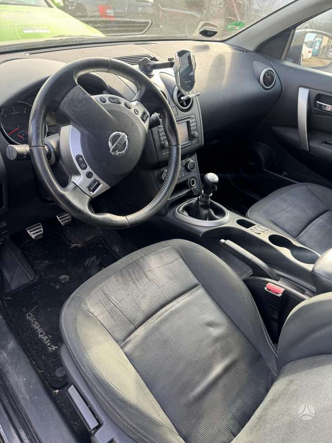 Nissan Qashqai+2