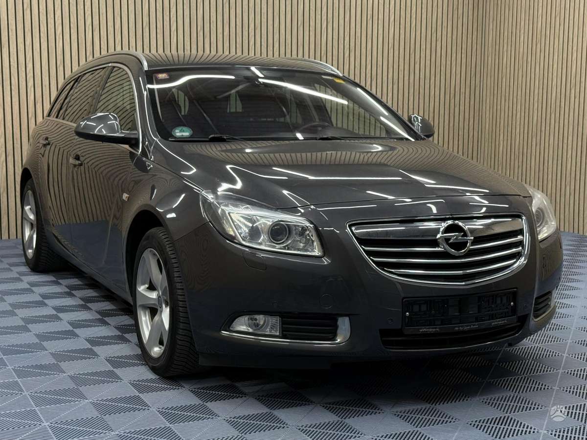 Opel Insignia, 2.0 l., wagon
