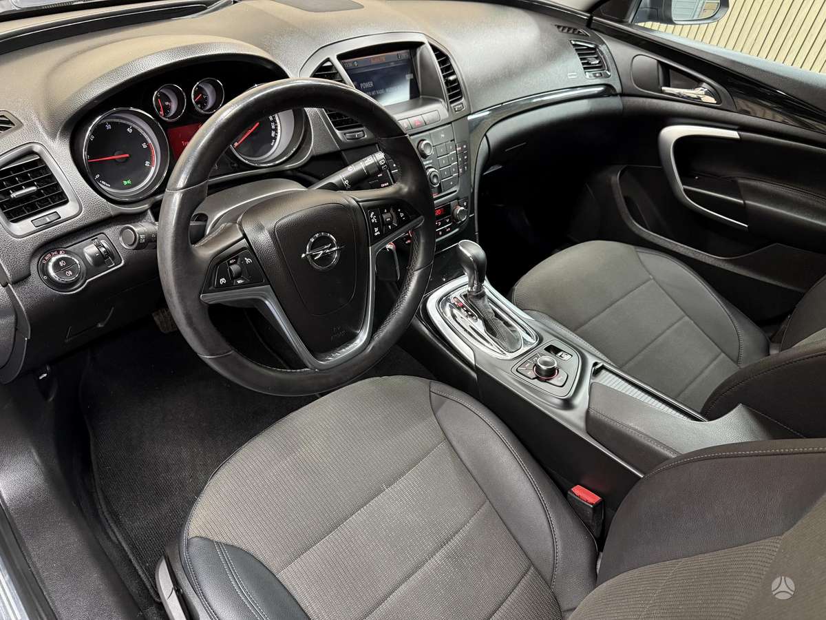 Opel Insignia, 2.0 l., wagon