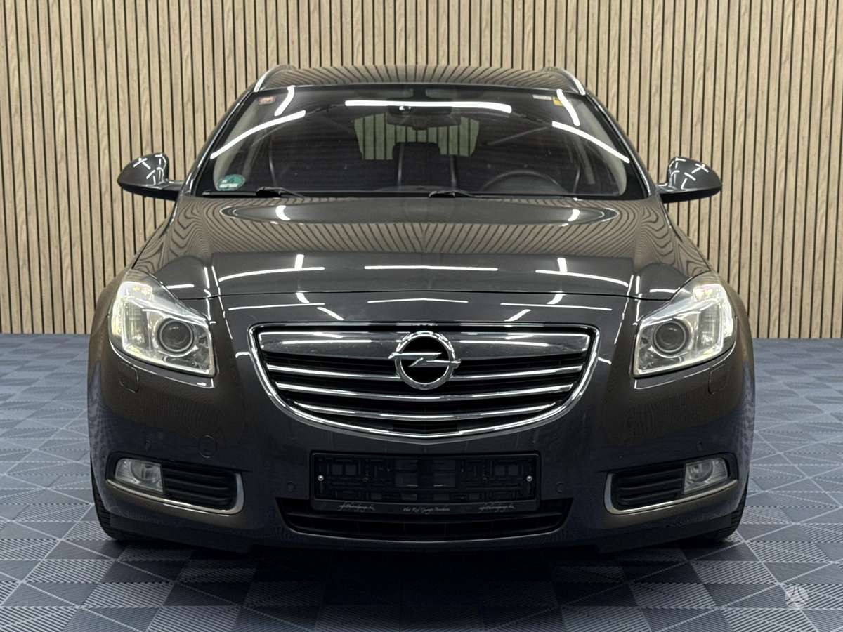 Opel Insignia, 2.0 l., wagon