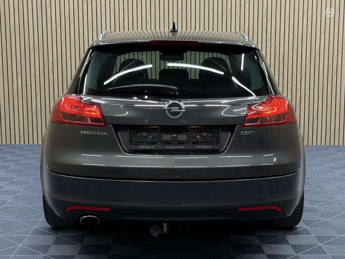 Opel Insignia, 2.0 l., wagon