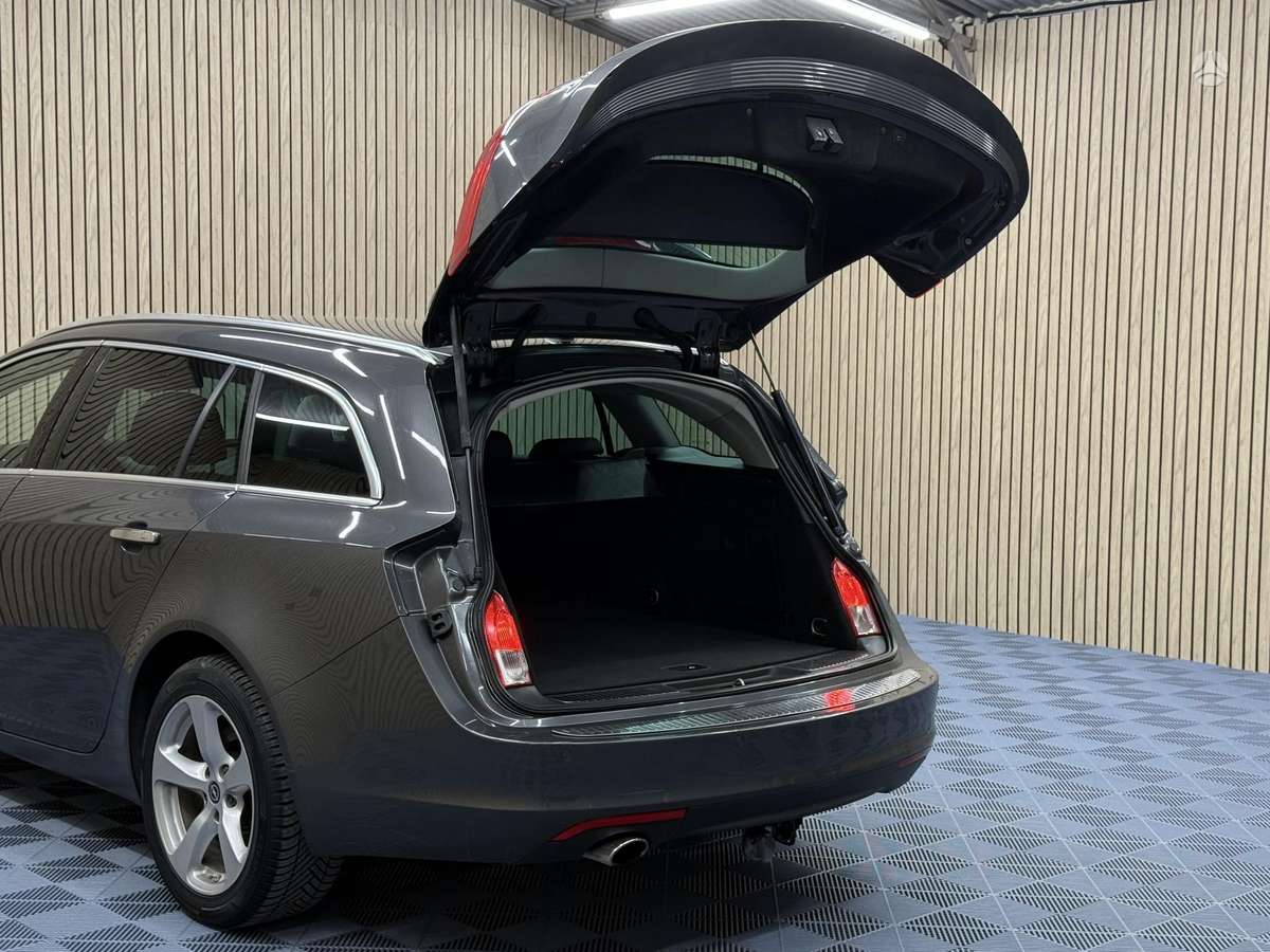 Opel Insignia, 2.0 l., wagon