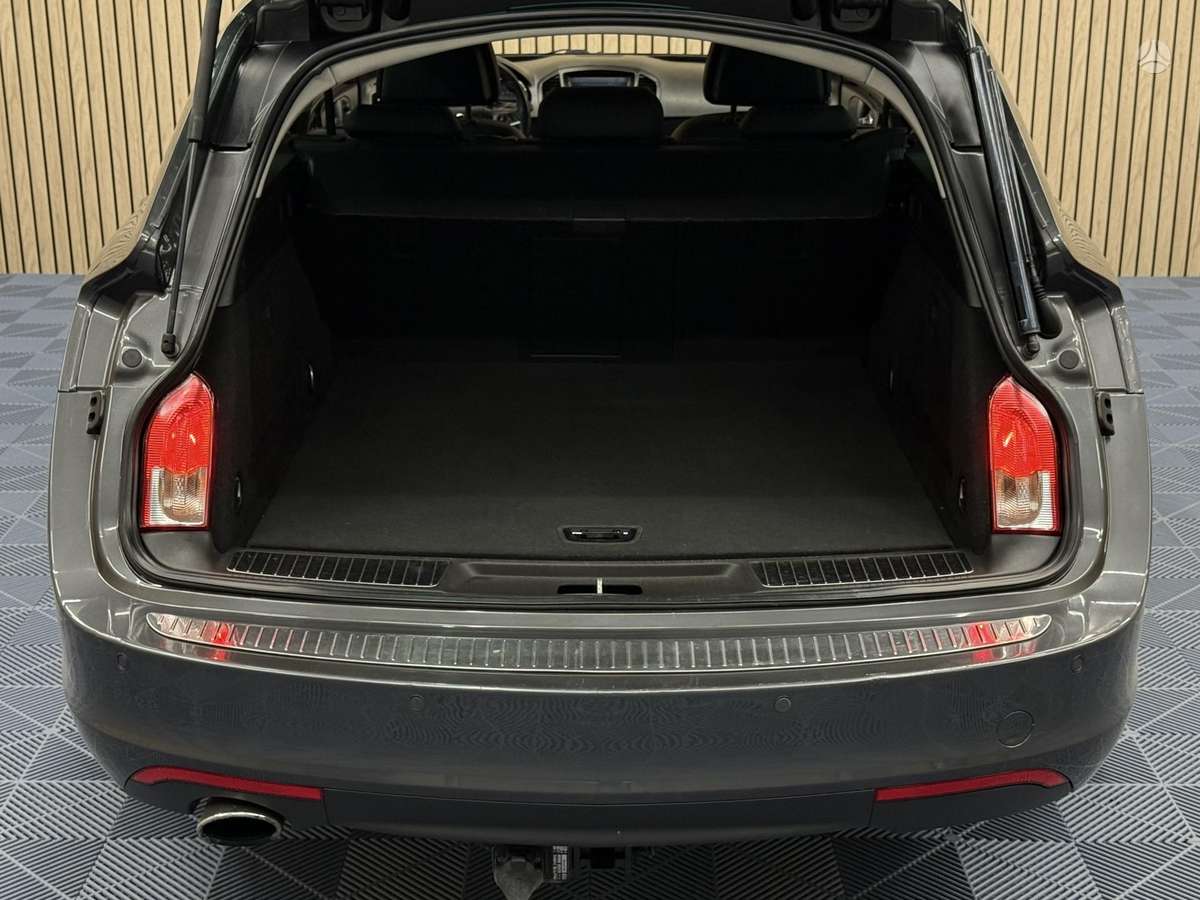 Opel Insignia, 2.0 l., wagon