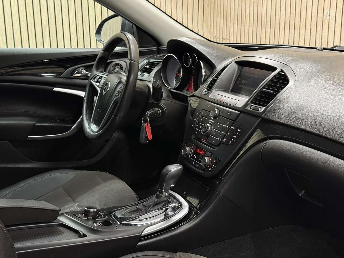 Opel Insignia, 2.0 l., Универсал