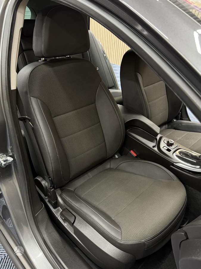 Opel Insignia, 2.0 l., Универсал