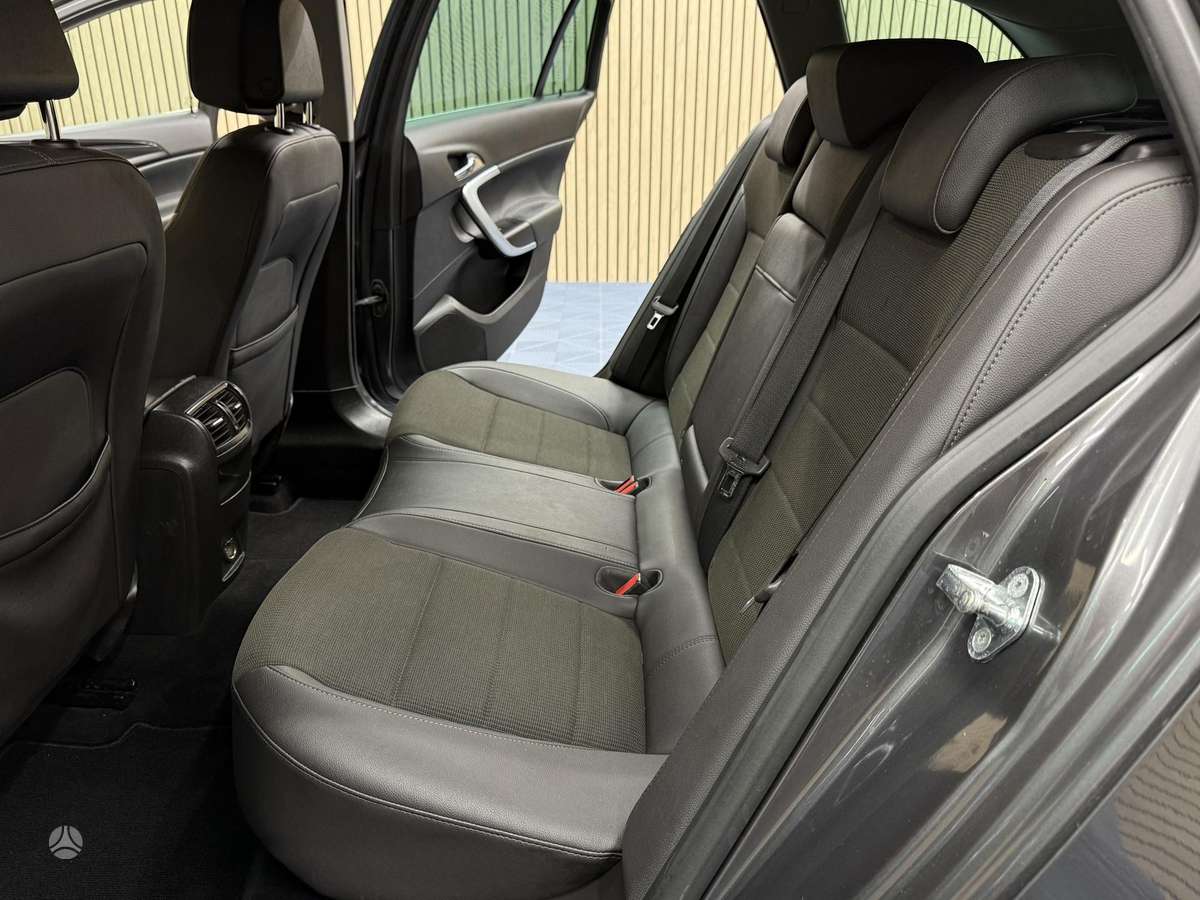 Opel Insignia, 2.0 l., wagon