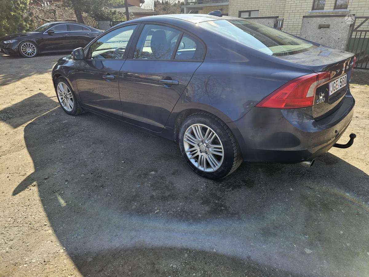 Volvo S60, 1.6 l., Седан