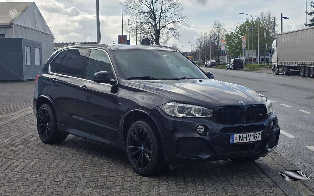 BMW X5, 2.0 l., off-road / crossover