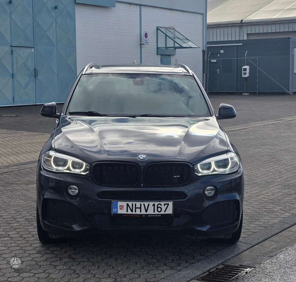 BMW X5, 2.0 l., off-road / crossover