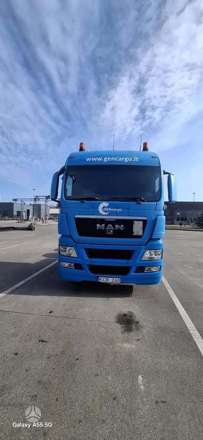 MAN TGX 26.440, single sleeper