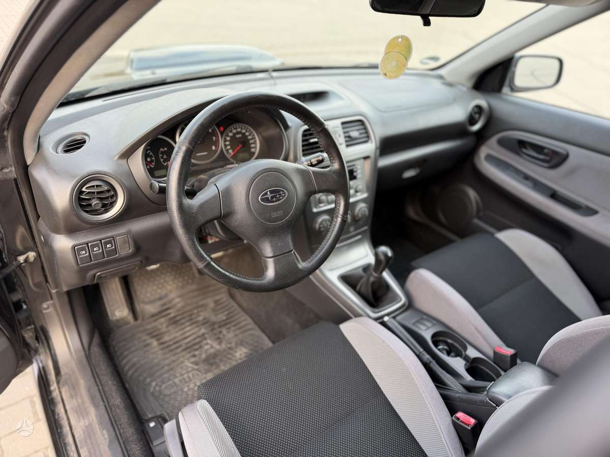 Subaru Impreza WRX - 10