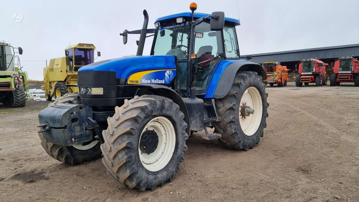 New Holland TM190, тракторы