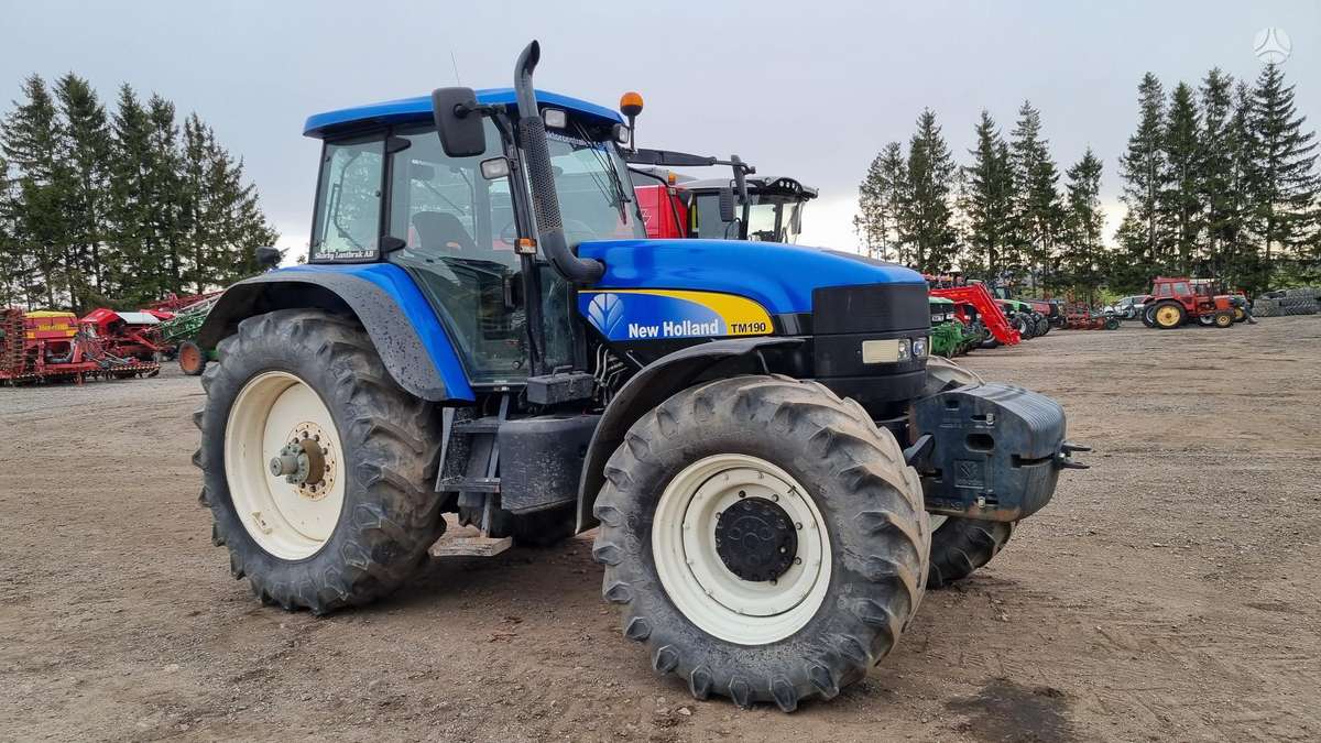 New Holland TM190, тракторы