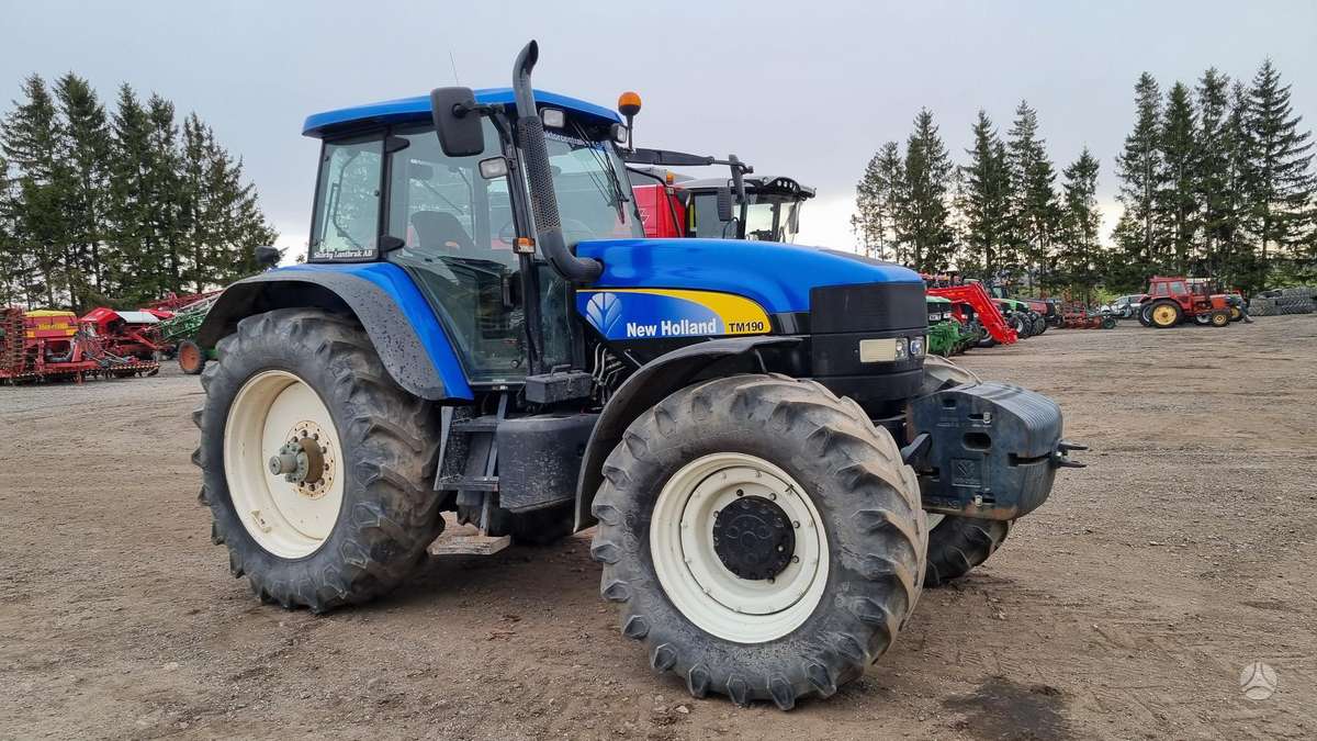 New Holland TM190, тракторы