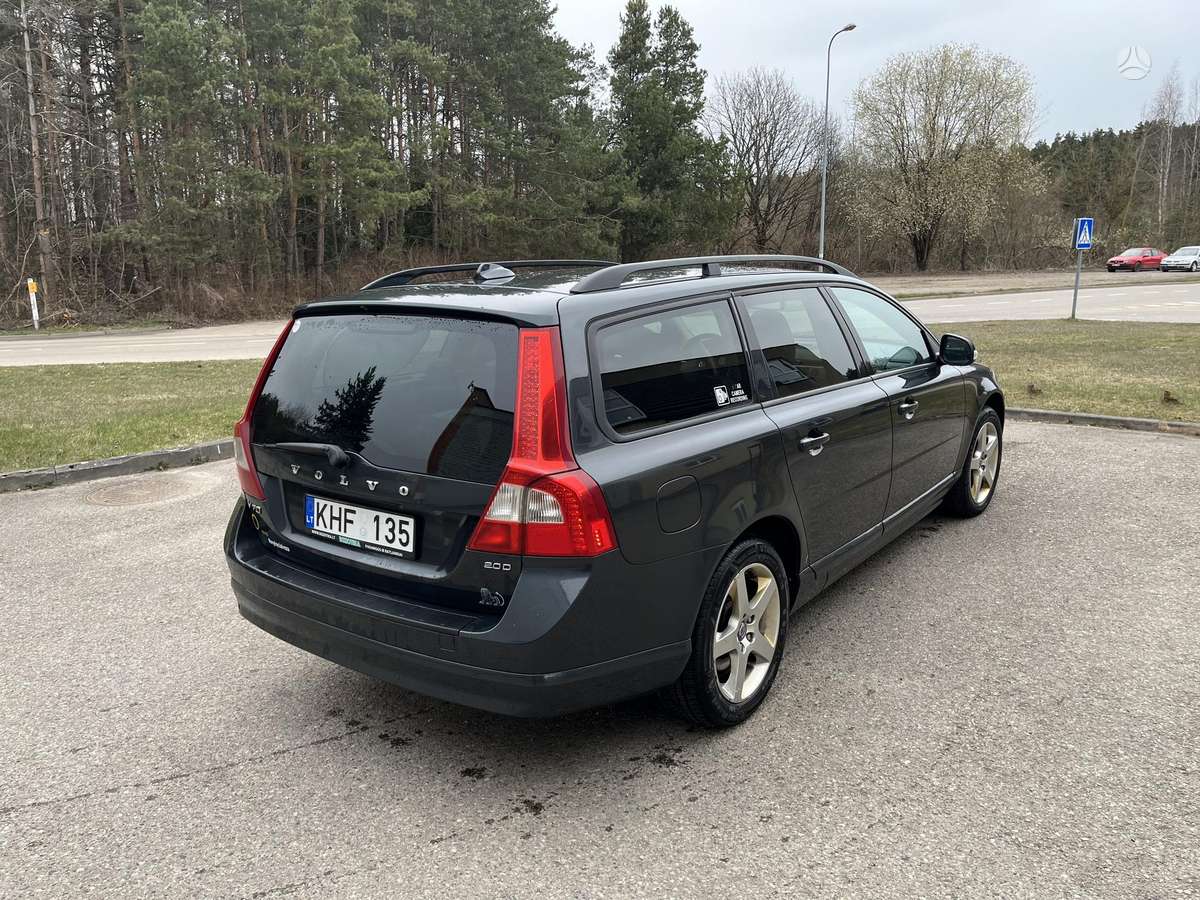 Volvo V70, 2.0 l., Универсал