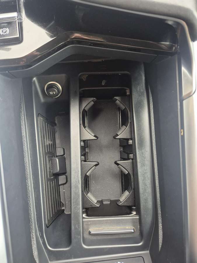 Audi e-tron, 95 kWh, off-road / crossover