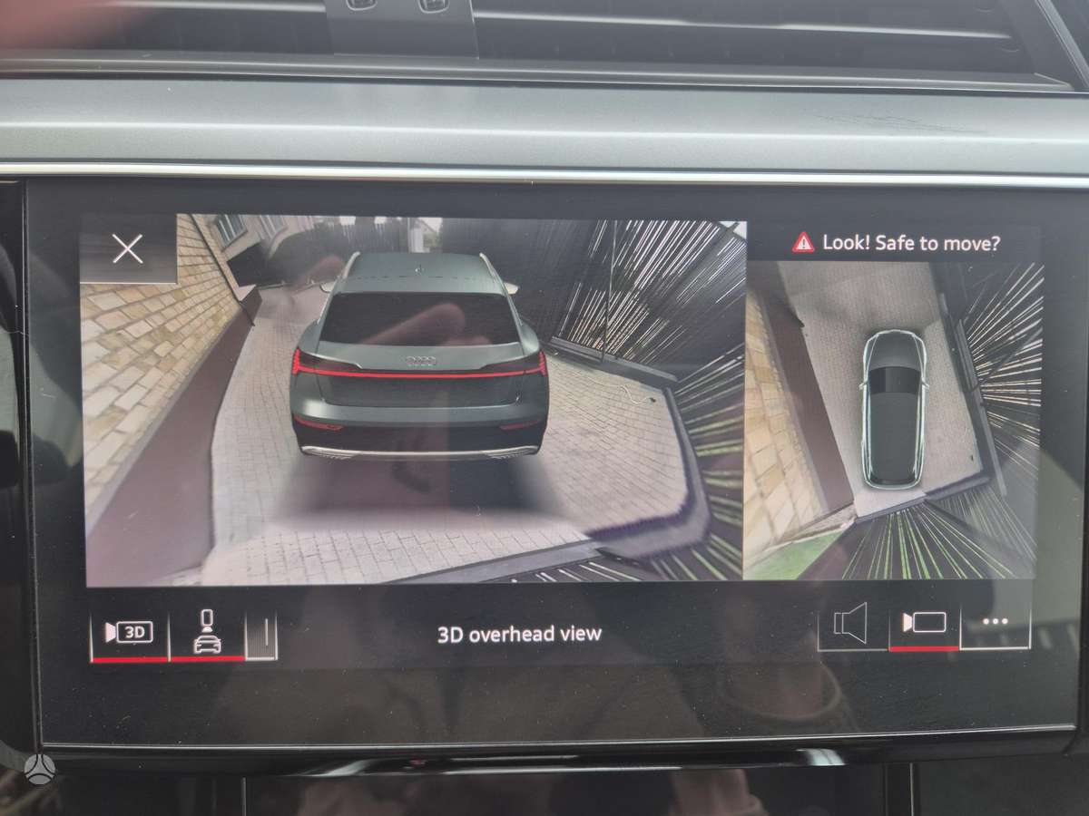Audi e-tron, 95 kWh, off-road / crossover