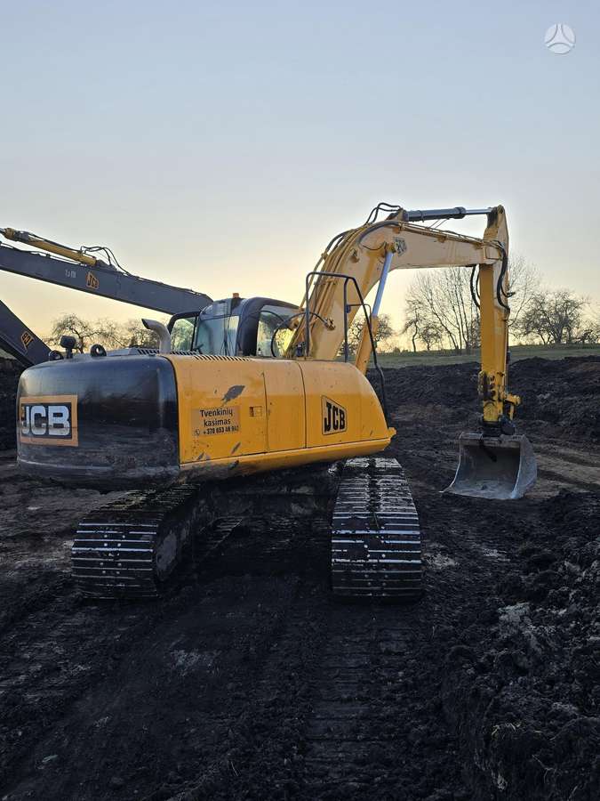 JCB JS210LC, ekskavatoriai