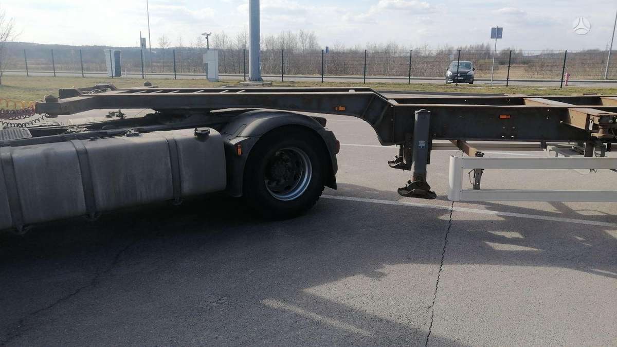 Schmitz, container