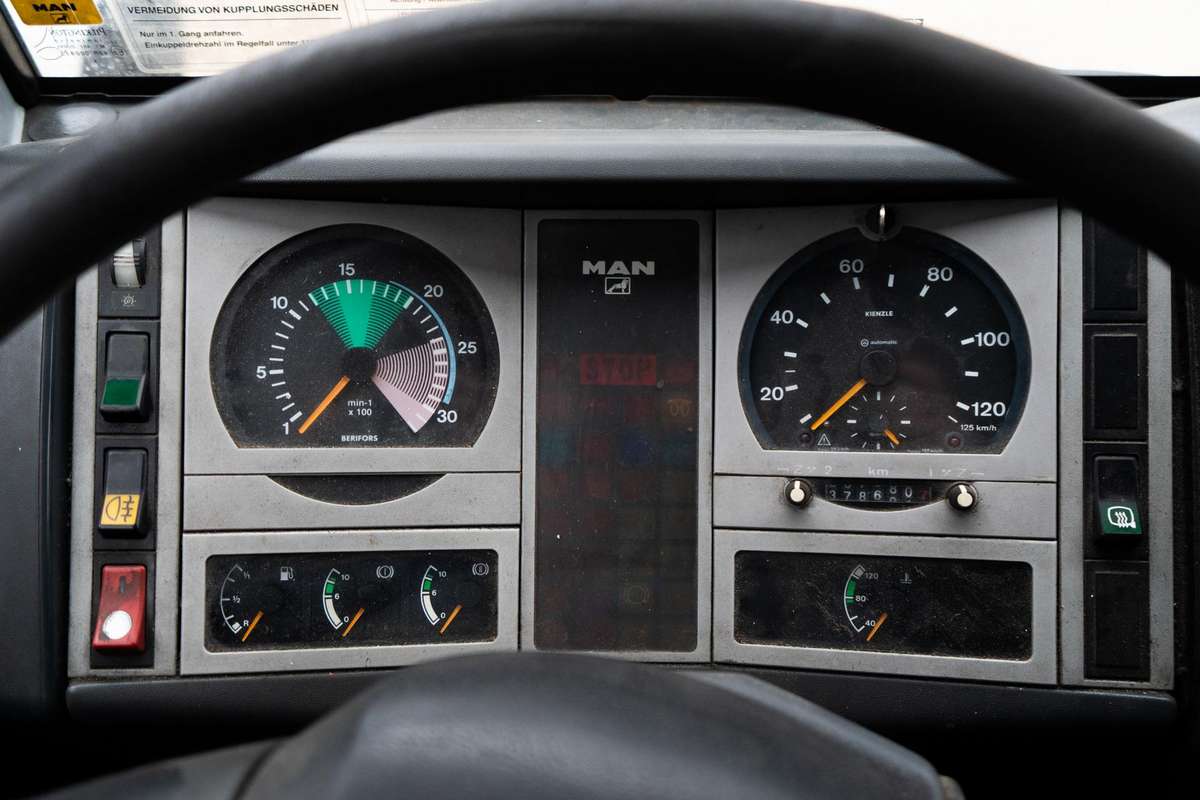 MAN 8.150, refrigerated trucks