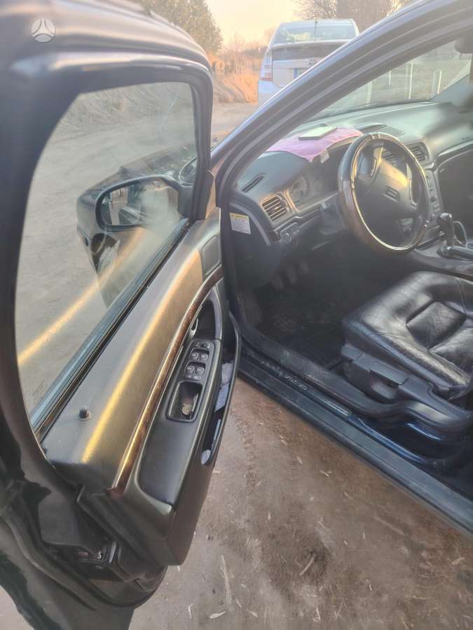Volvo S80, 2.4 l., Седан