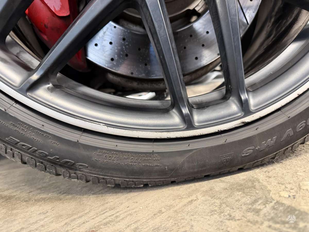 Mercedes-Benz E63s, kalti, R20