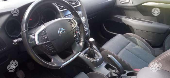 Citroen C4, 1.6 l., Хэтчбек