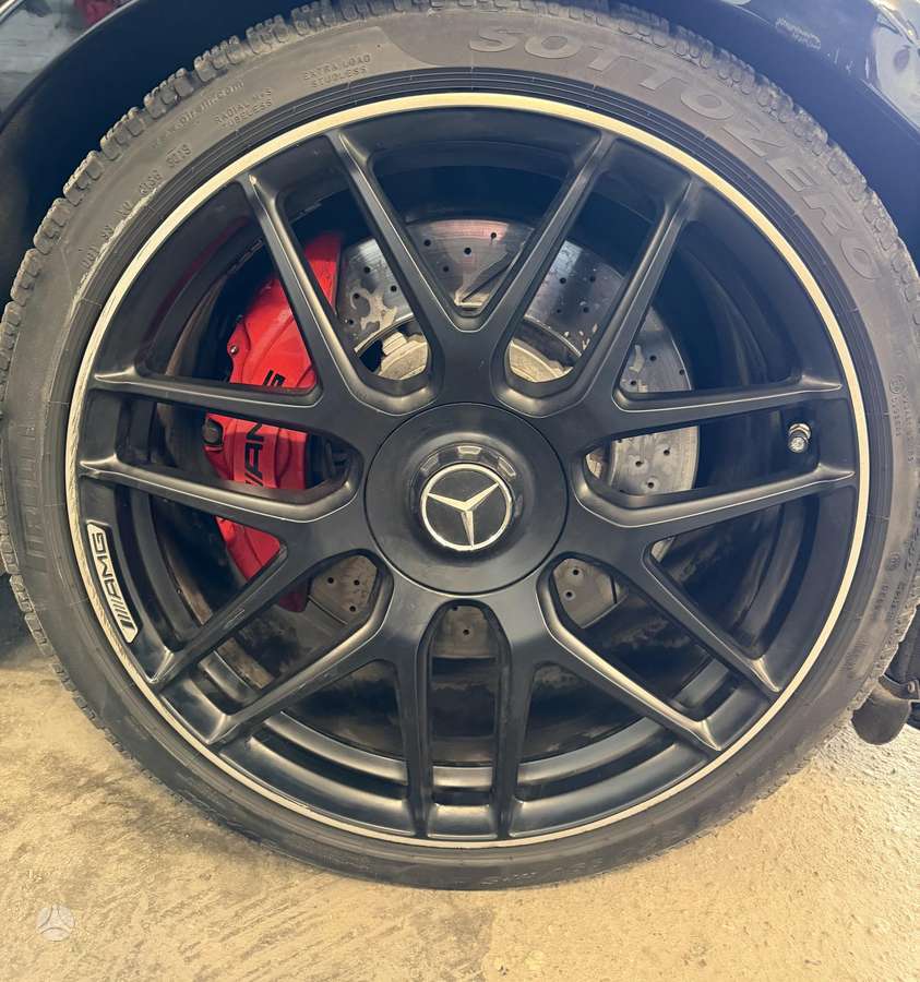 Mercedes-Benz E63s, kalti, R20