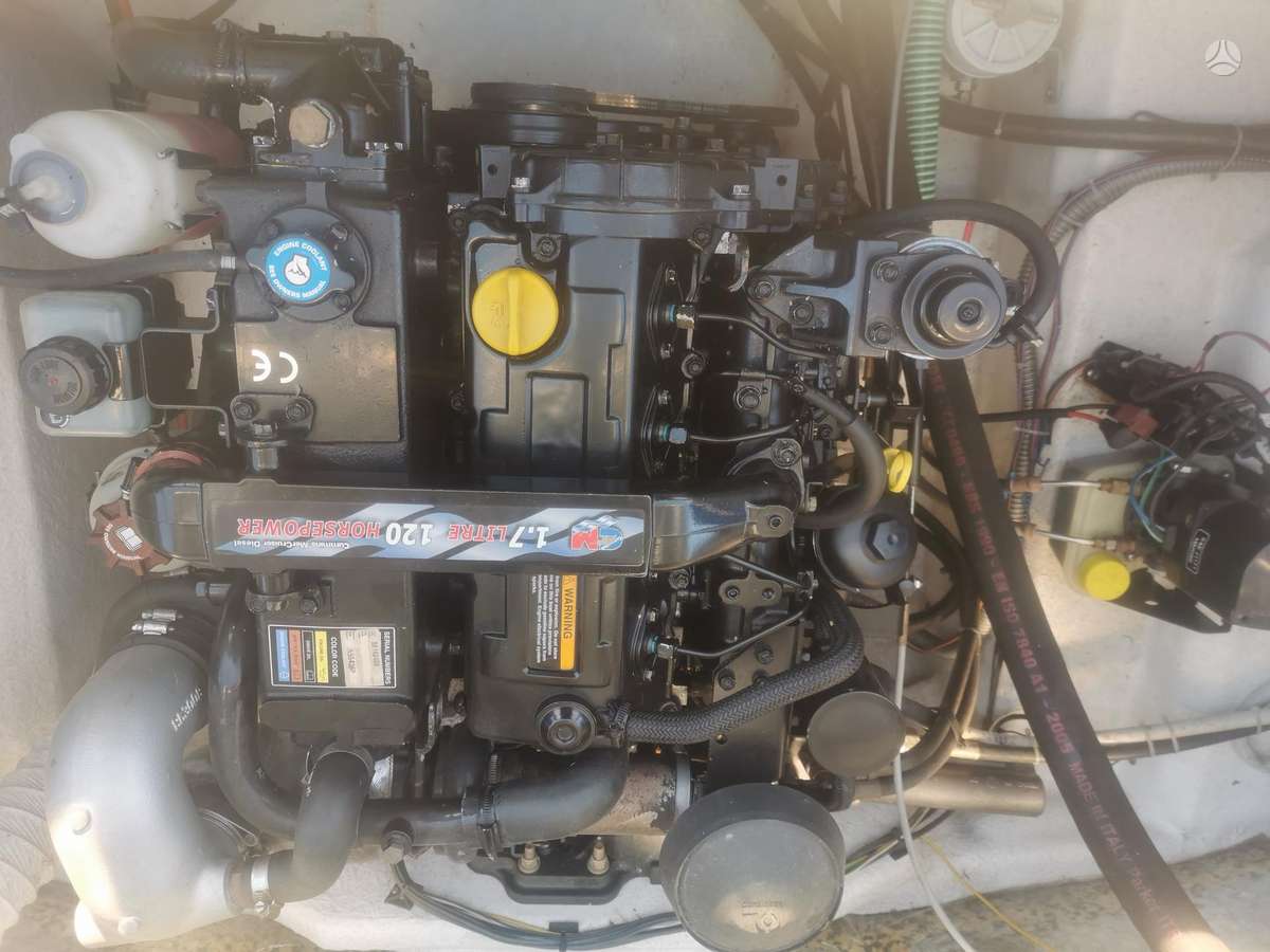 Uttern D55, яхты / катера
