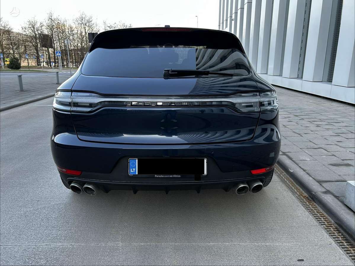 Porsche Macan, 2.0 l., off-road / crossover