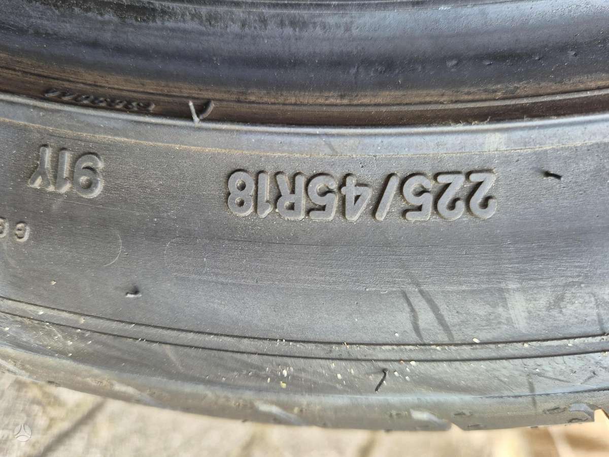 Goodyear, summer 225/45 R18