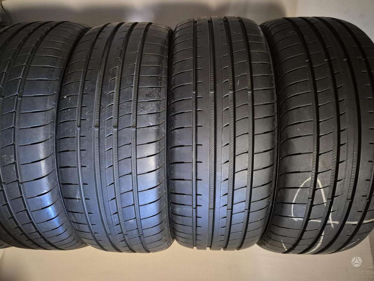 Goodyear, summer 225/45 R18