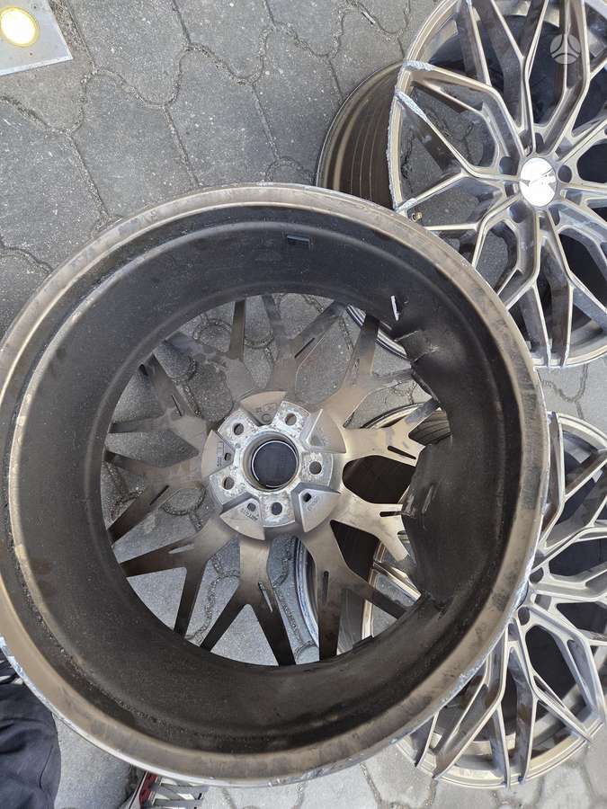 -Kita-, light alloy, R20