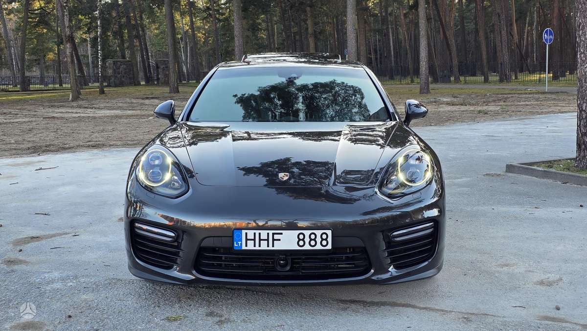 Porsche Panamera - 2