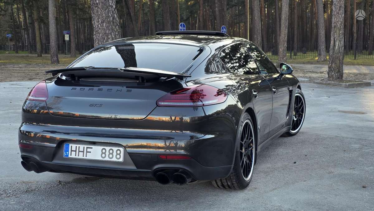 Porsche Panamera - 5