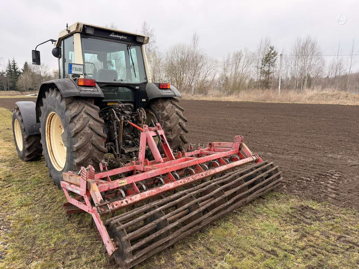 SCAN AGRO 3, žemės dirbimo / ruošimo technika