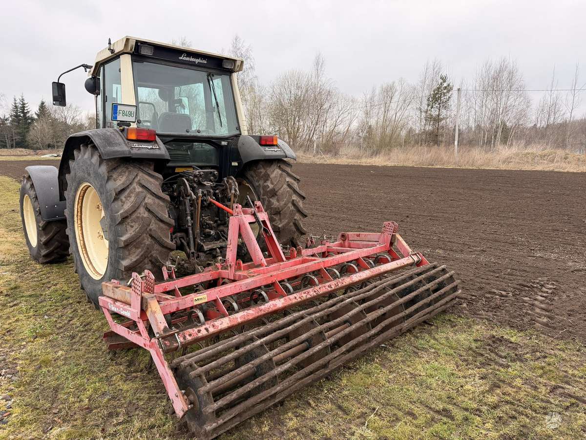 SCAN AGRO 3, žemės dirbimo / ruošimo technika