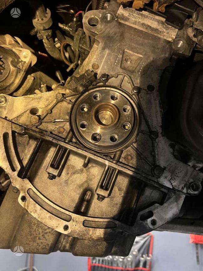 BMW 525, 2.5 l., Седан