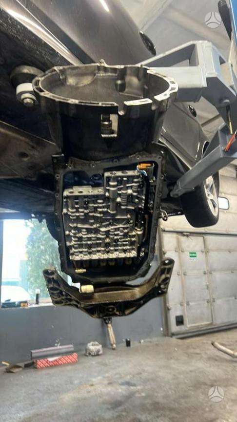 BMW 525, 2.5 l., Седан
