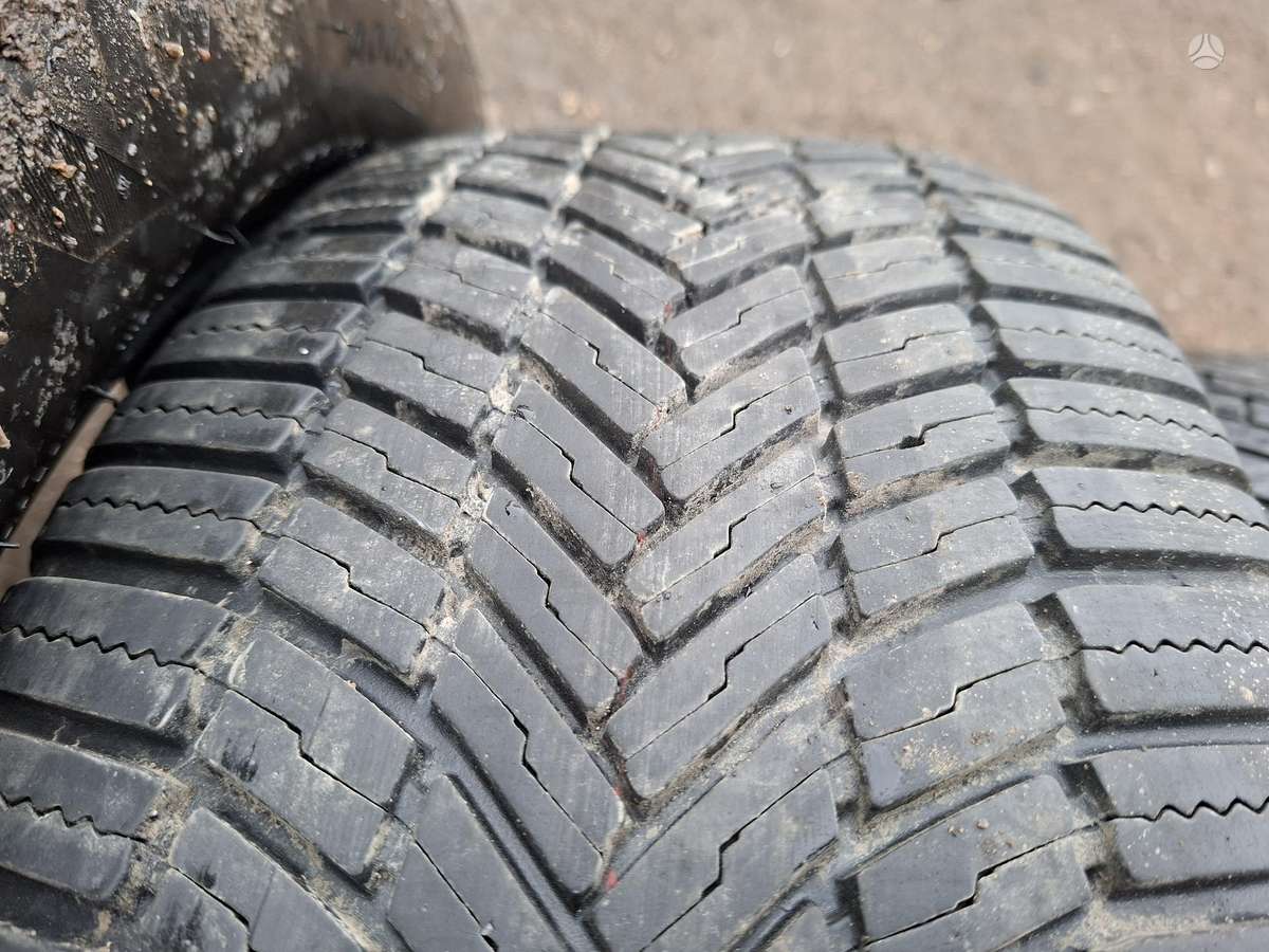 Bridgestone, universalios 225/60 R18