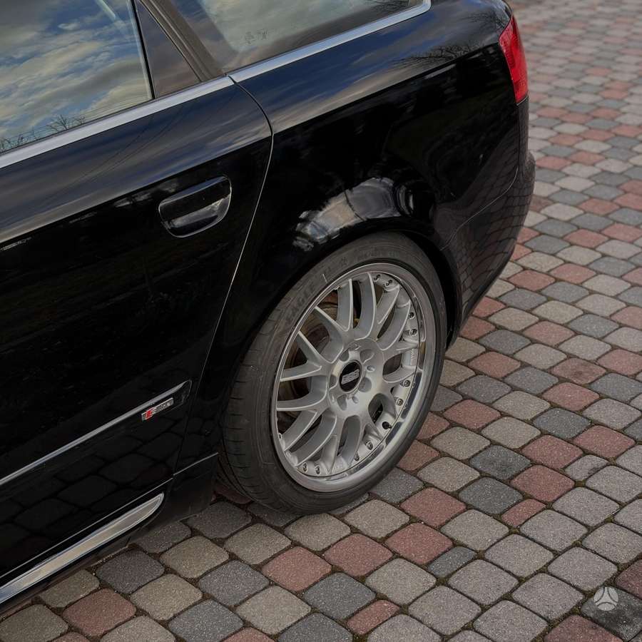 Audi A4, 1.8 l., Универсал