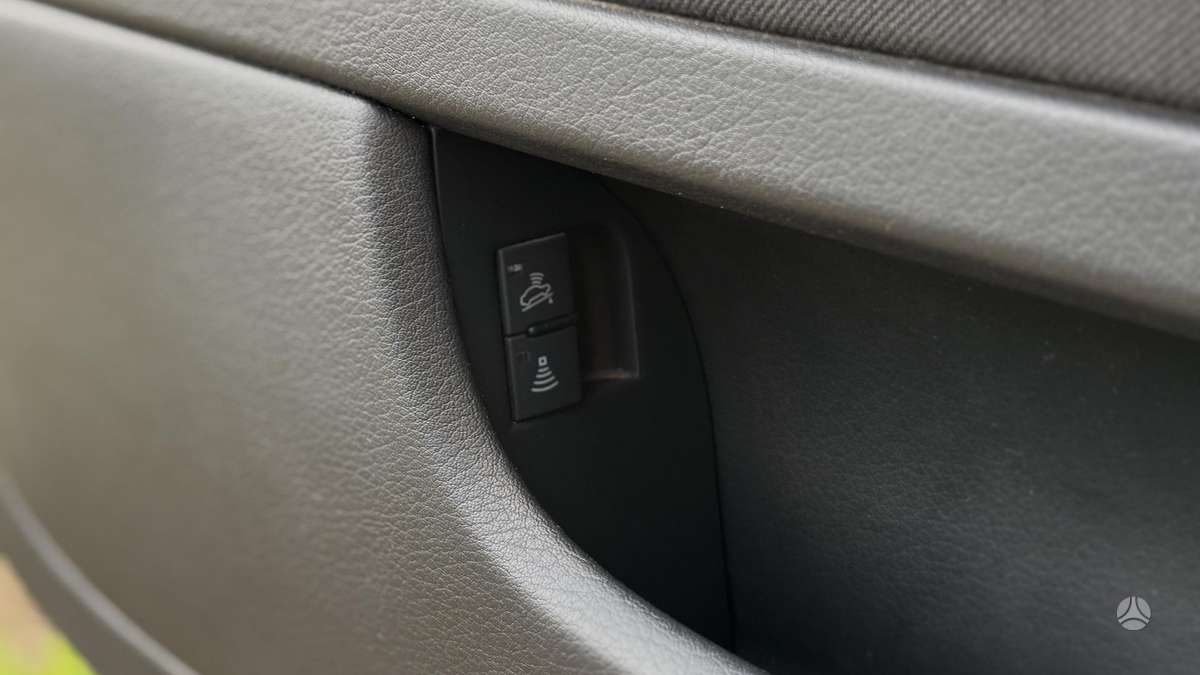 Audi A4, 1.8 l., Универсал