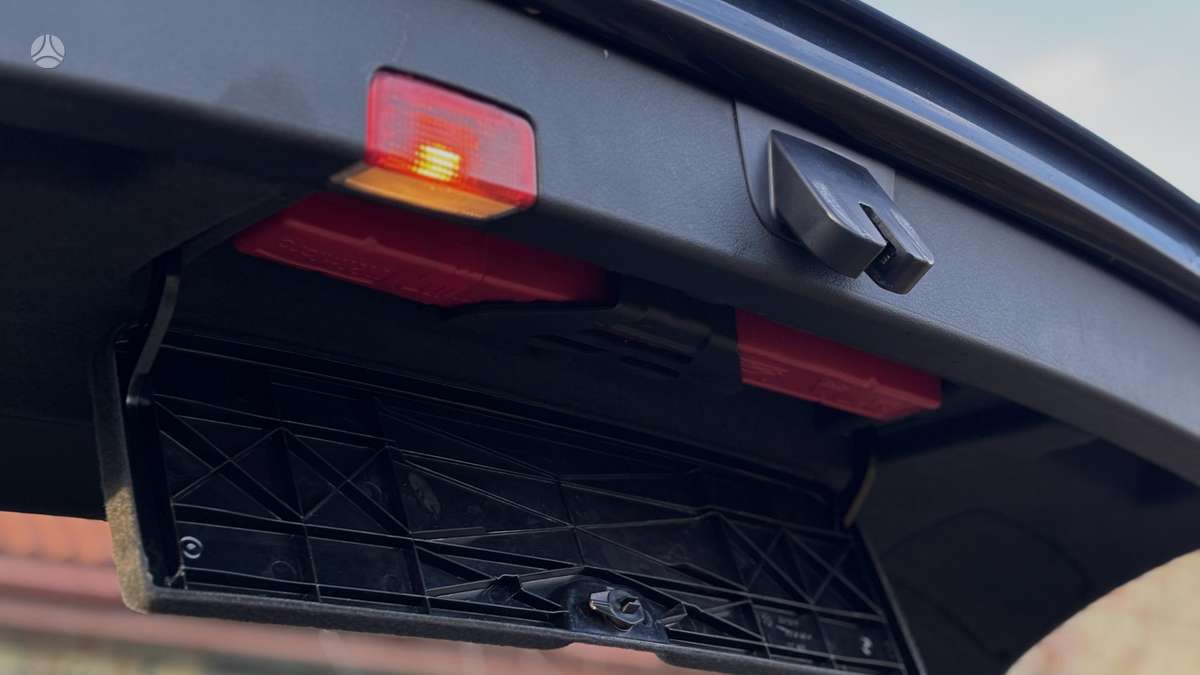Audi A4, 1.8 l., Универсал