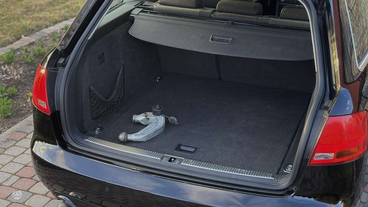 Audi A4, 1.8 l., Универсал