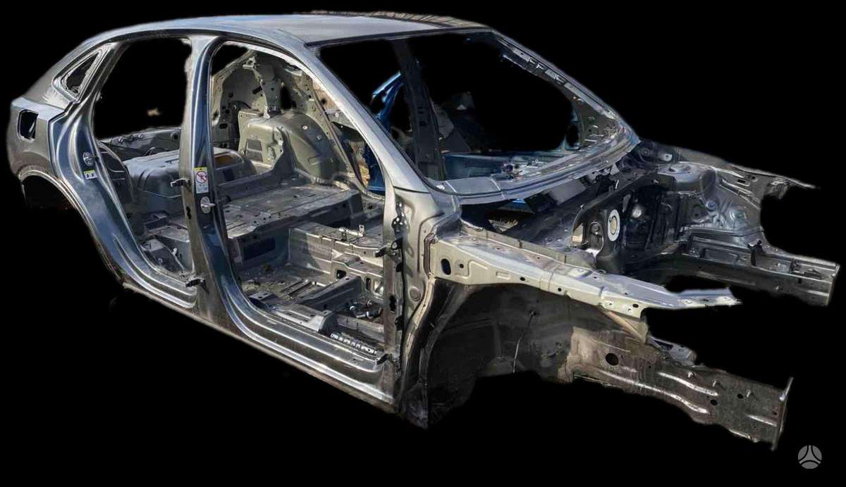 Audi Q3 Sportback Kebulas dalimis panorama sveika