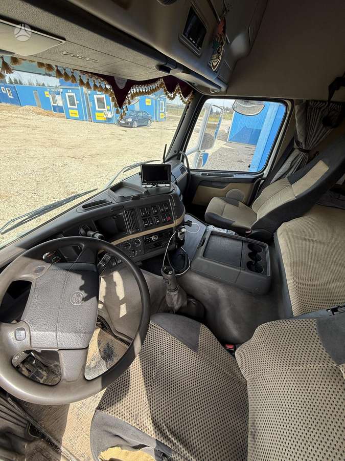 Volvo Fm-440, pašizgāzēji